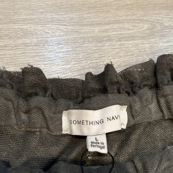 Something navy ruffled sweatpants - Picture 4 of 6